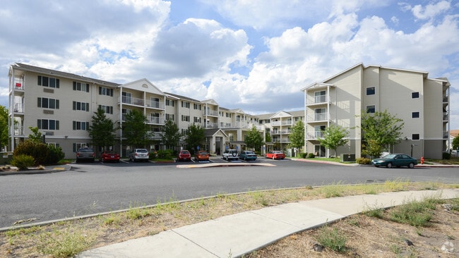 Photo - Vintage at Bend