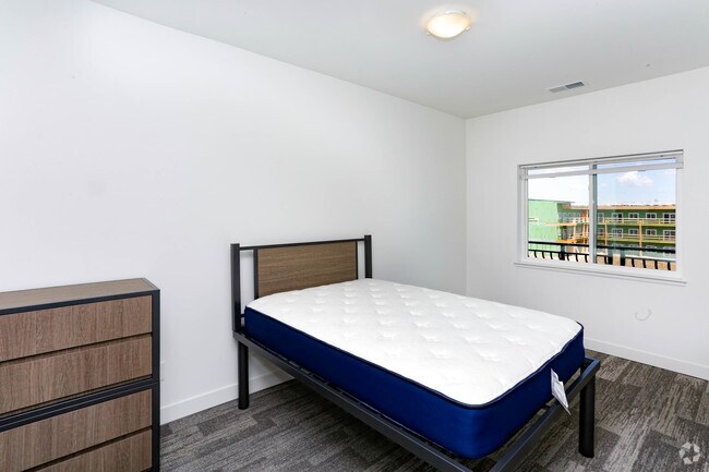 2 BR, 2 BA - Elite - 808 SF