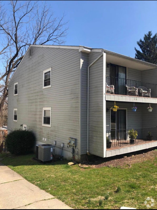 Building Photo - 519 Gia Cir Unit B Rental