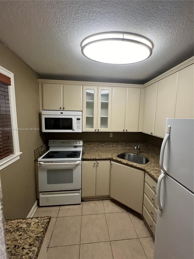 Photo - 17255 SW 95th Ave Condo Unit 455