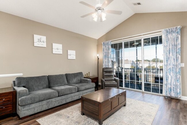 Photo - 6203 Catalina Dr