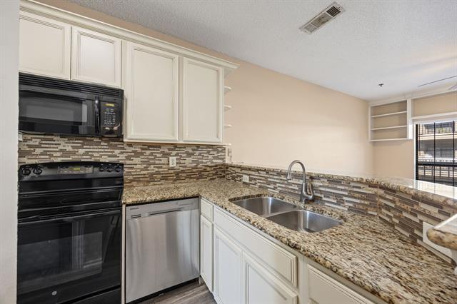 Photo - 4800 W Lovers Ln Unit 406