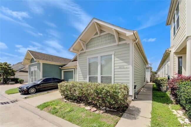 Building Photo - 14938 Tuttle Point Dr Rental