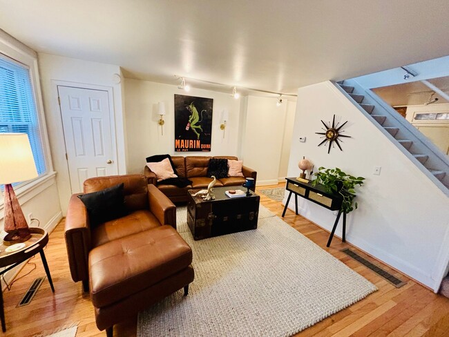 Building Photo - 703-705 City Park Unit 703 City Park