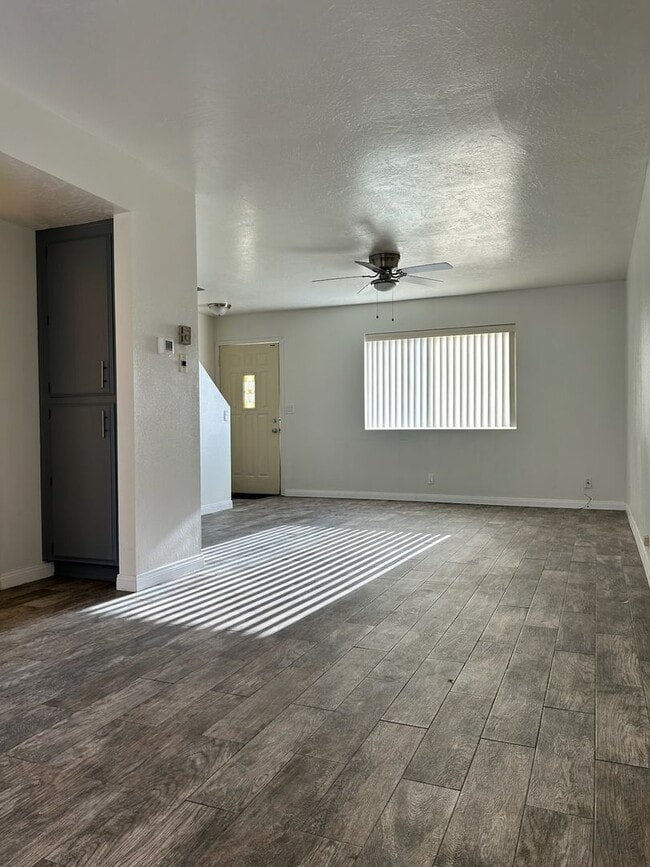 Photo - 1017 W Perdew Ave Unit 1017-A Perdew Ave.