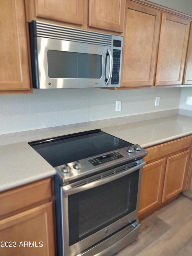 Photo - 466 E Yellow Wood Ave