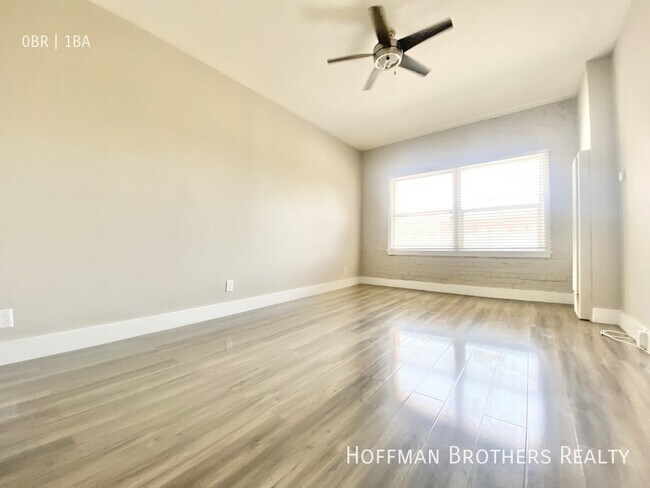 Photo - 2933 W 8th St Unidad 410