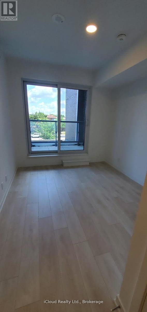 Photo - 7950 Bathurst St Unit 210