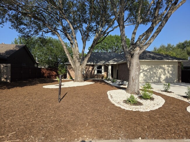 Building Photo - 11602 Maybach Dr