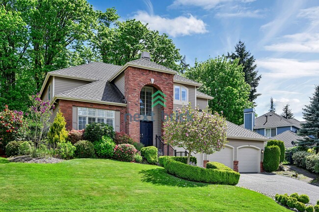 Beautiful Bellevue Home with 4 Beds + Bonu... - Beautiful Bellevue Home with 4 Beds + Bonu...