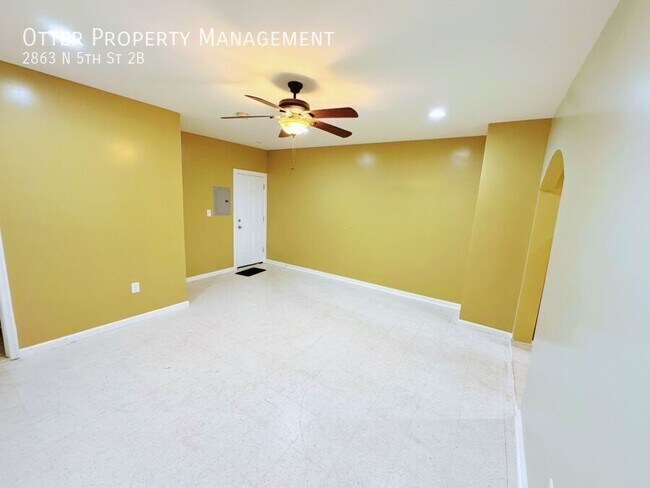 Photo - 2863 N 5th St