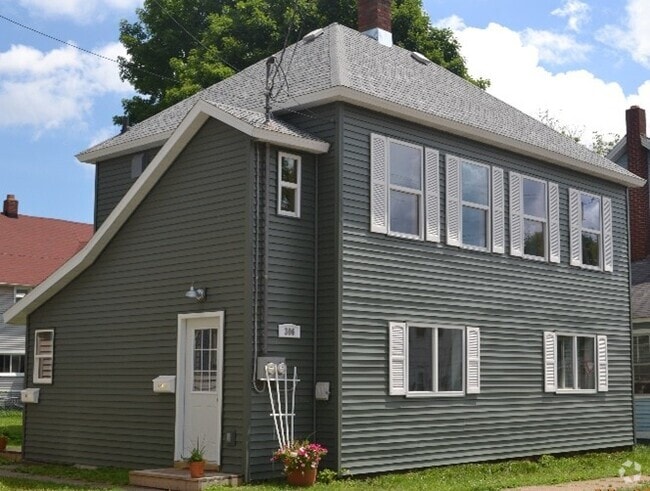 Building Photo - 306 Kanter St Unit 2 Rental