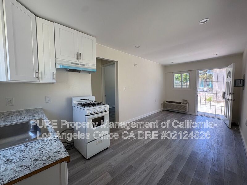 Photo - 10308 Buford Ave