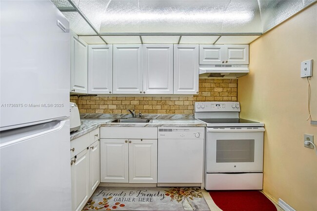 Photo - 16851 NE 23rd Ave Condo Unit A319