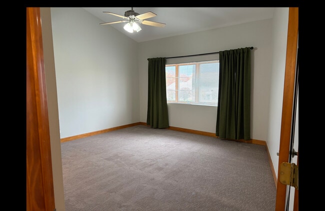 Photo - 16649 Oak Park Ave Unit 203