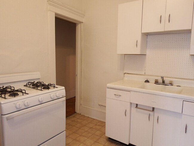 Photo - 3040 St Paul St Apartment Unit 2