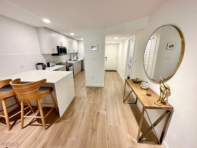 Photo - 72 7th St S Unidad 112