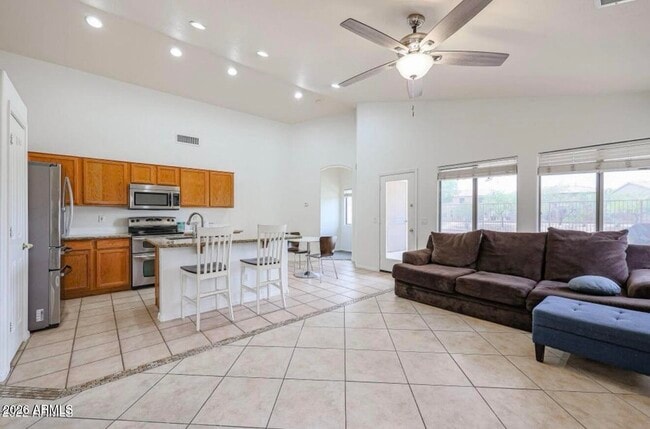 4099 E Rustler Way