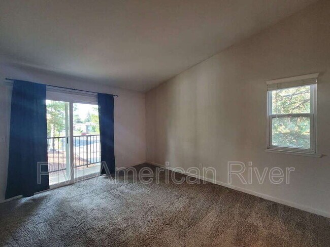 Photo - 7131 Stella Ln