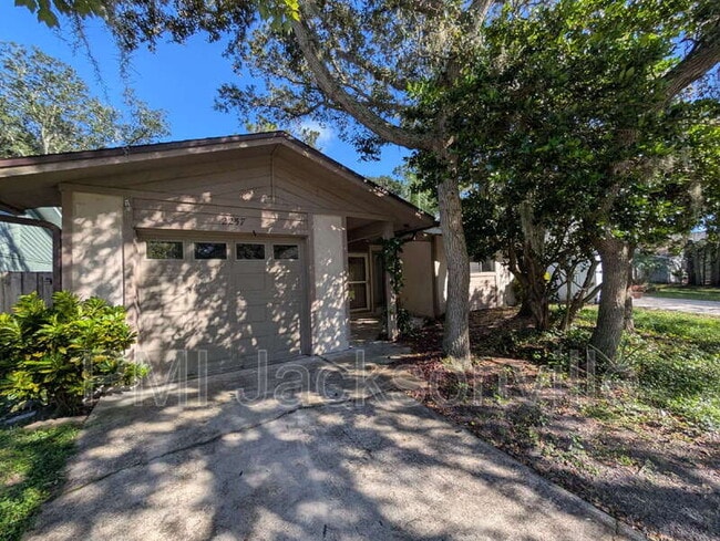 Photo - 2257 Fairway Villas Ln N