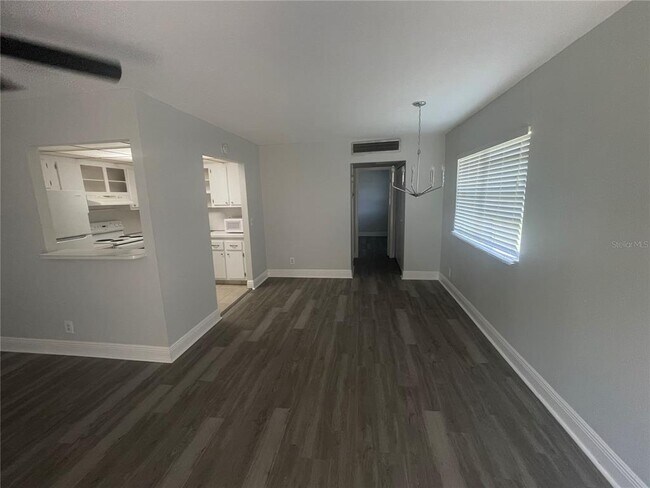 Photo - 1802 Bedford Terrace Unit 191