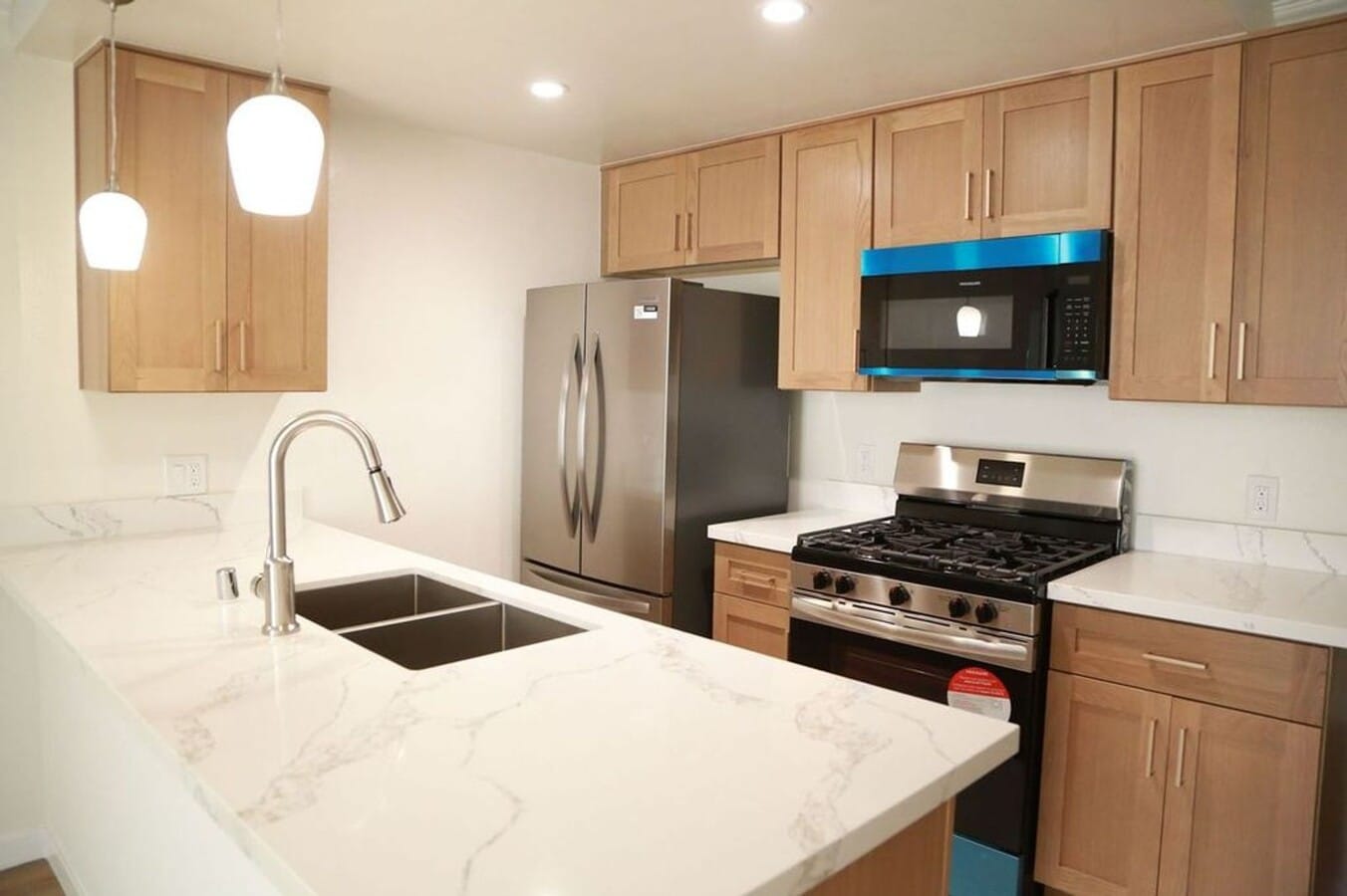 Vista Luxury Investments, LLC - Vista Luxury Investments, LLC