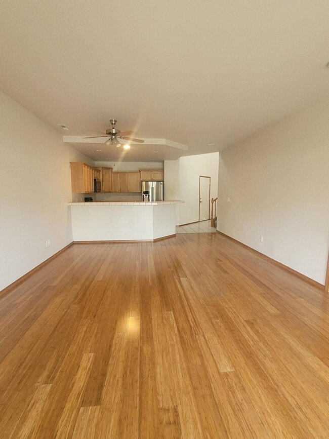 Building Photo - For Rent Condo in Richland, Washington