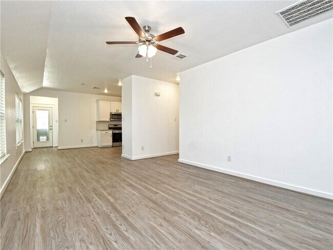 Photo - 116 Nogalito Wy