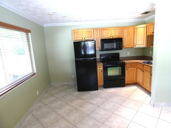 Photo - 644 NE 16th Ave Unit 1