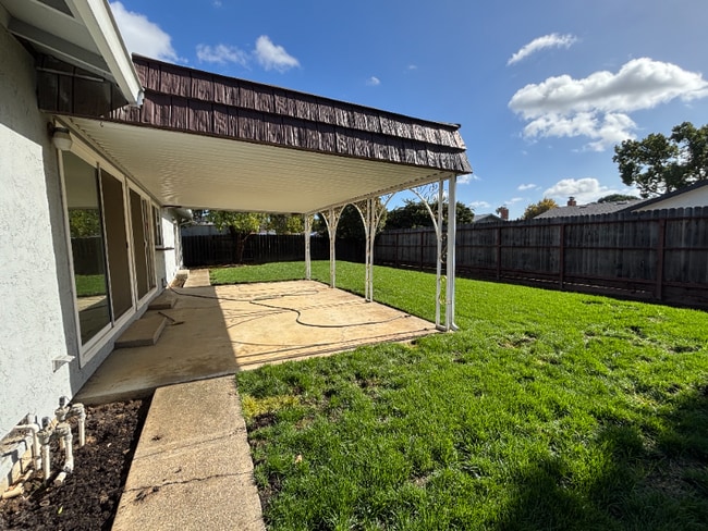 Photo - 524 Gonzales Dr