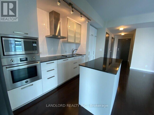 14 York St Unit 3403