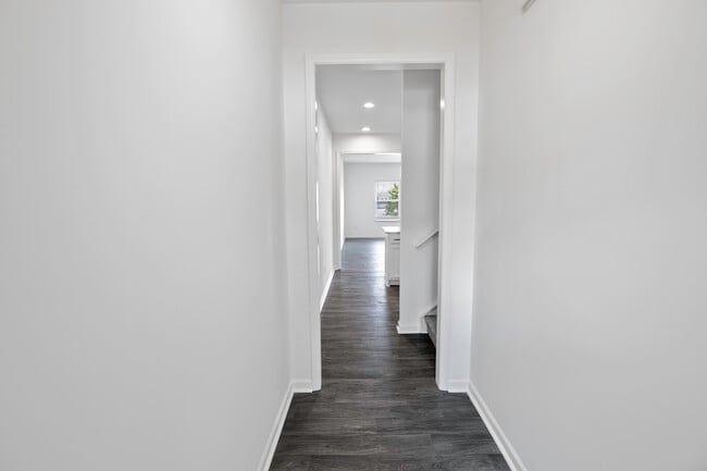 Photo - 7446 Hartsfield Dr