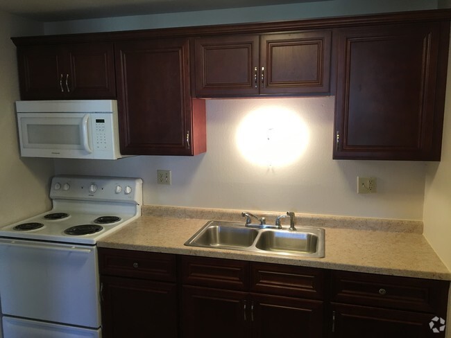 Building Photo - 1657 S Carriage Ln Unit a Rental