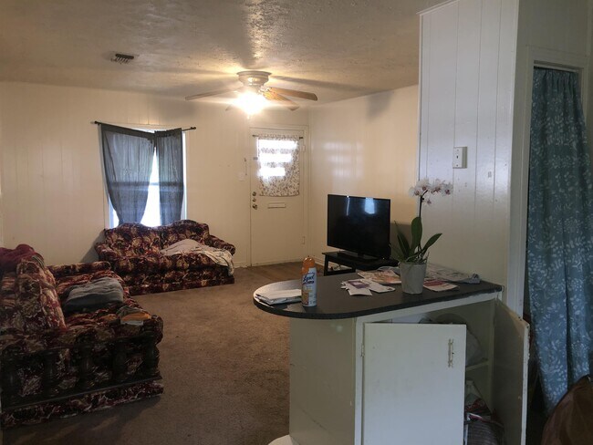 Photo - 509 Boyett St