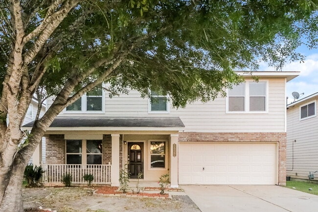 Photo - 5027 Oak Briar Ln House
