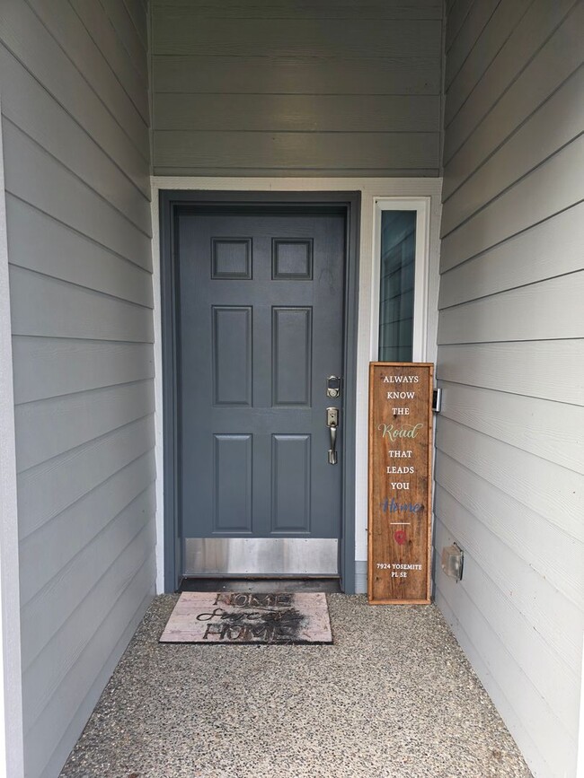 Photo - 4 Bedroom Home in Soundview Estates!