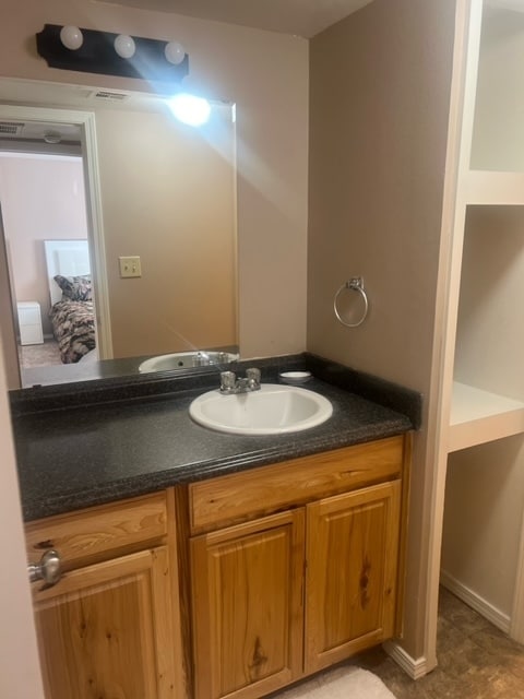 Bath - Avalon of Lawton