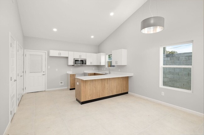 Photo - 2600 Brownjay Rd Unit 2