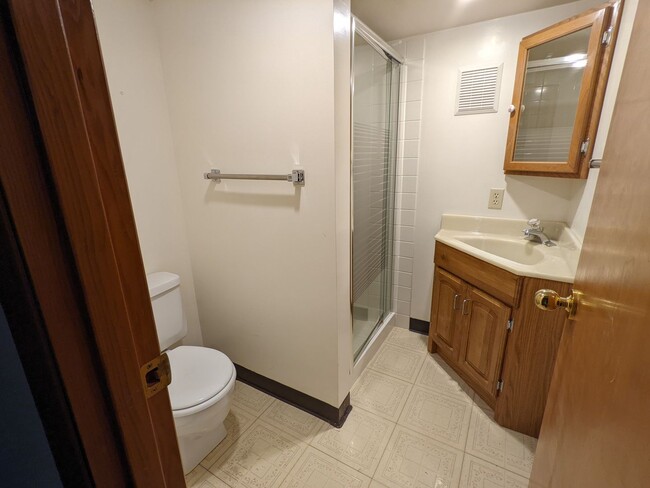 Photo - Large 3+ bedroom