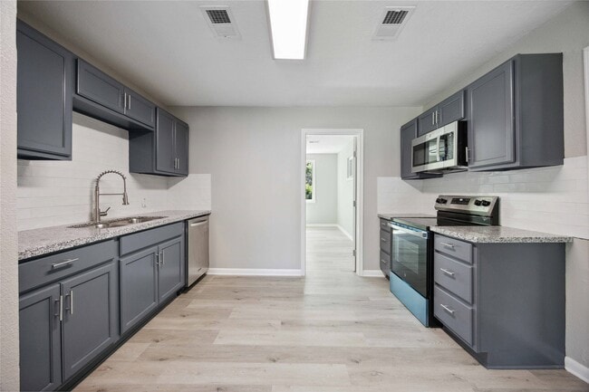 Photo - 5206 Willow Glen Dr