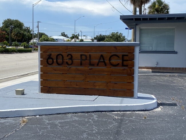 Photo - 603 SW Federal Hwy Unidad 1