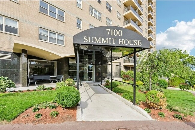 Building Photo - 7100 JFK Blvd E