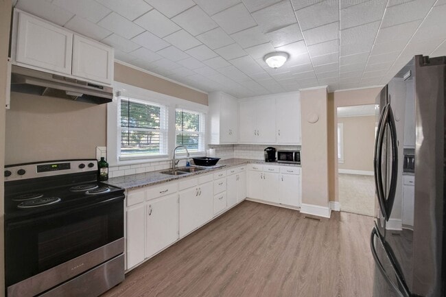 Photo - 3666 Old 421 Rd