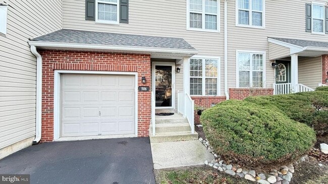 Photo - 506 Quincy St