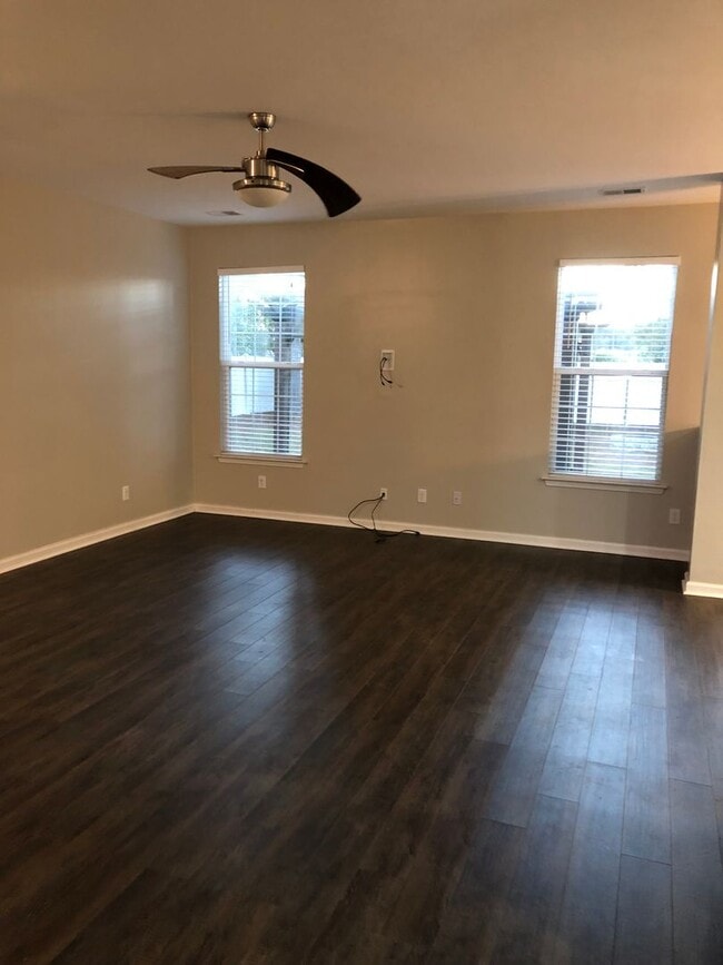 Photo - 93 Coopers Ln