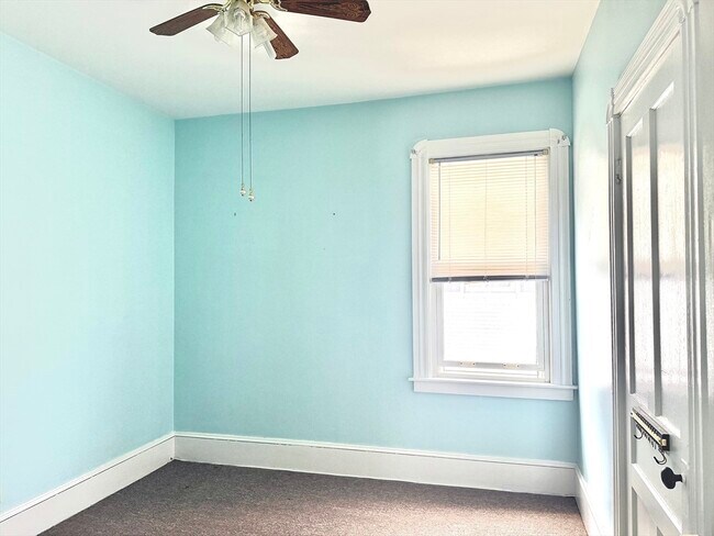 87 Hathaway St Unit 3