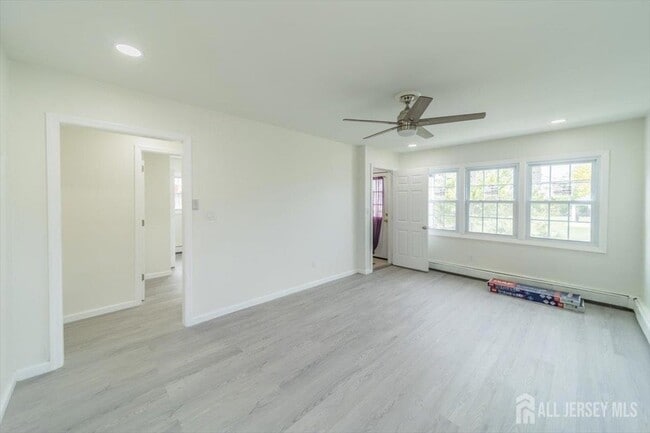 Photo - 54 Bergen St