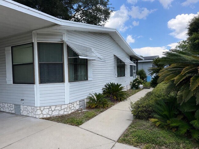 4637 Belle Grove