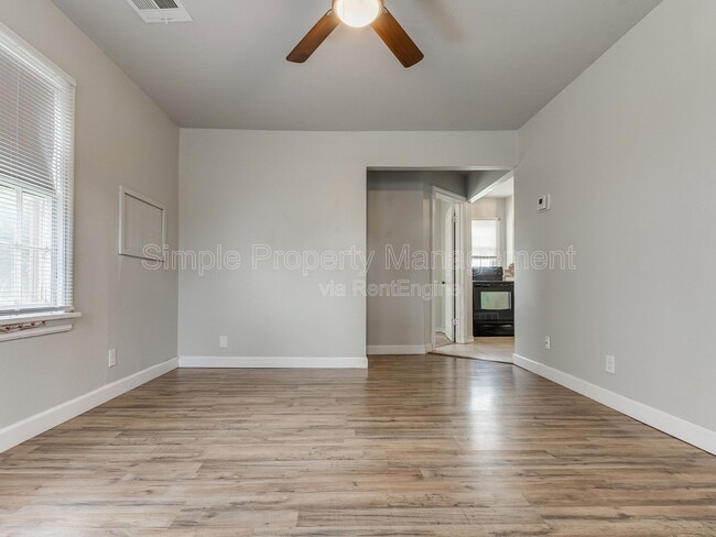 Photo - 7105 NW 39th St