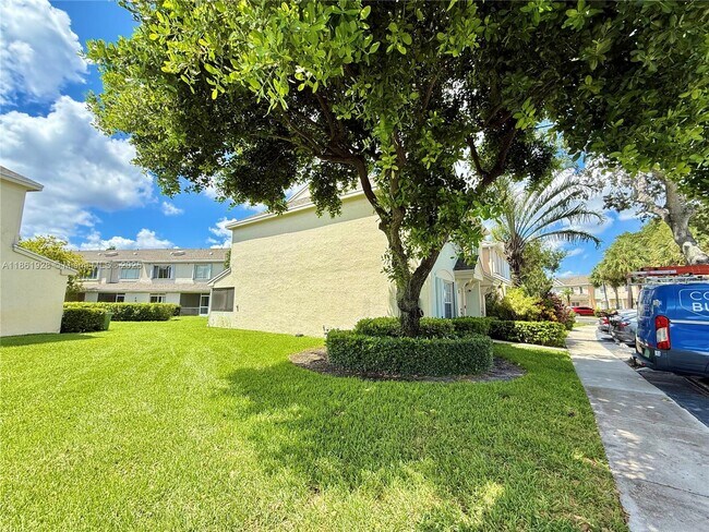 Photo - 70 Whitehead Cir